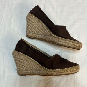 Neiman Marcus made in Spain women’s wedge excellent condition‎